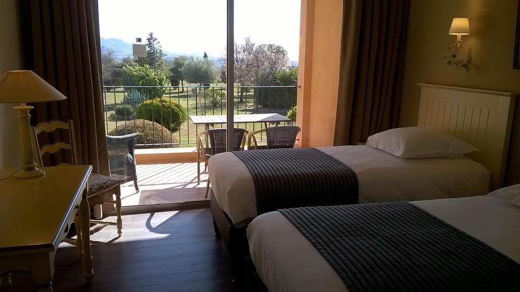 Hotel Bellerive Rasteau Екстериор снимка