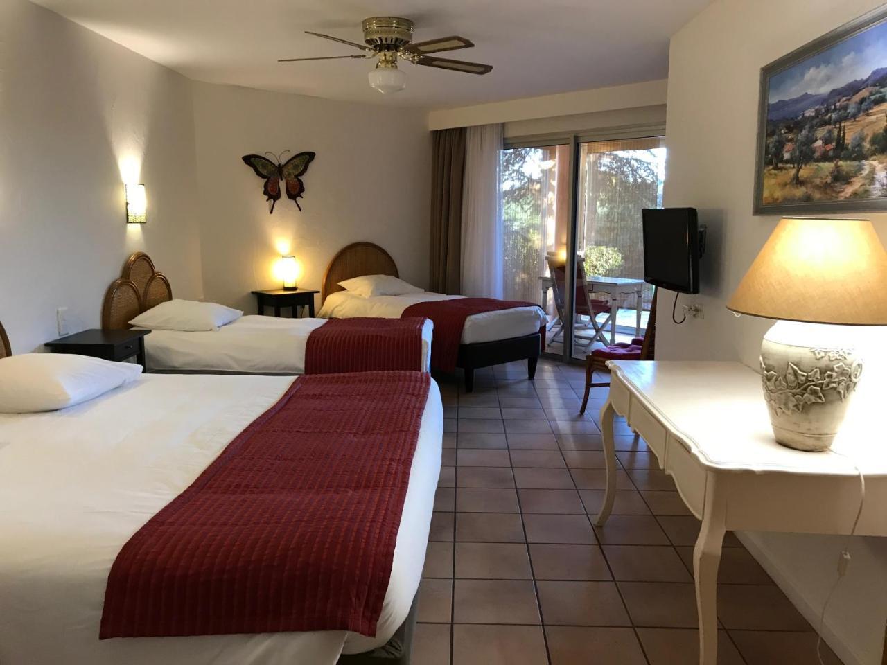Hotel Bellerive Rasteau Екстериор снимка