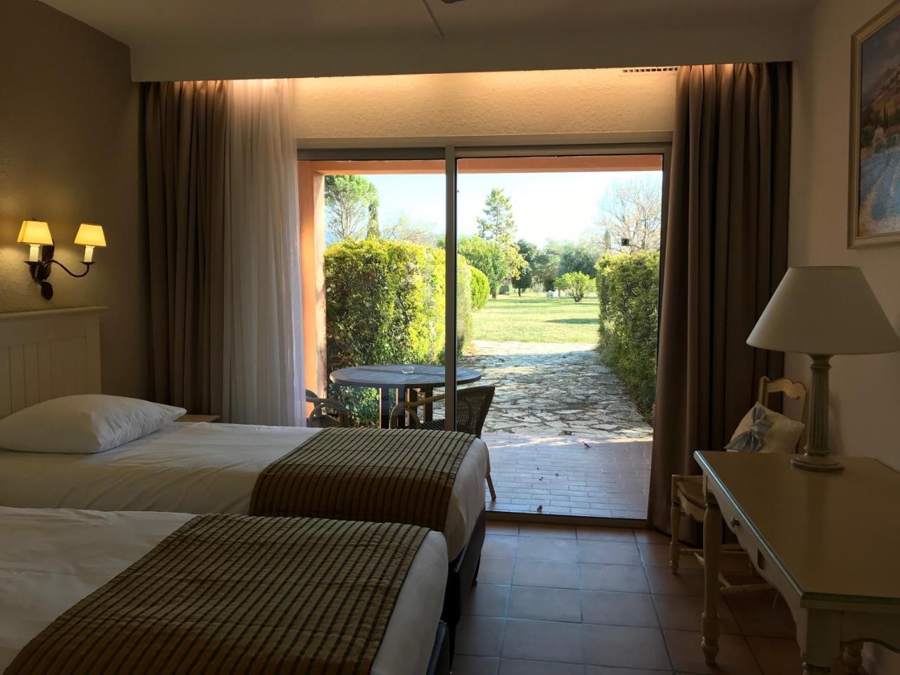 Hotel Bellerive Rasteau Екстериор снимка